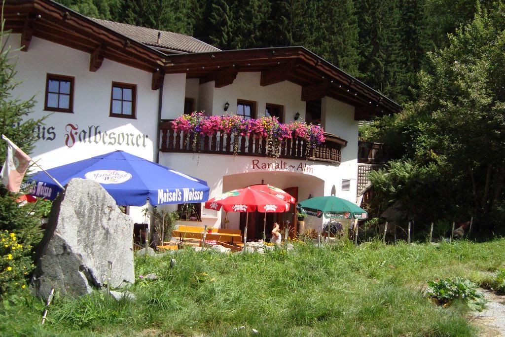 Gasthaus Falbesoner Leilighet Gschnitz Eksteriør bilde